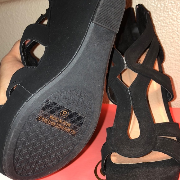 Black Wedges. Perfect for any outfit! - Picture 3 of 3